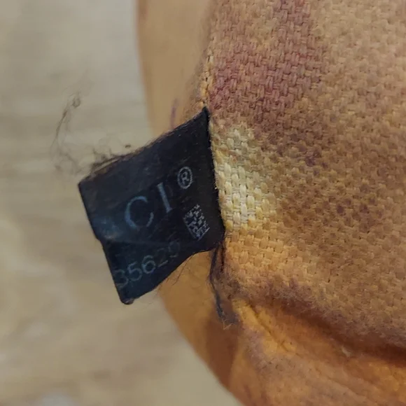 Gucci Tan Leather Crossbody Bag - Picture 14 of 16